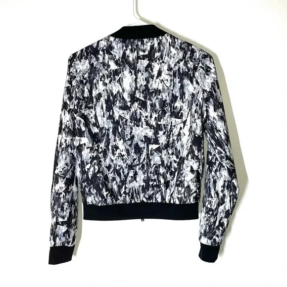 Nike Womens Bonded Woven Reversible Bomber Jacket Size Small - Picture 12 of 12